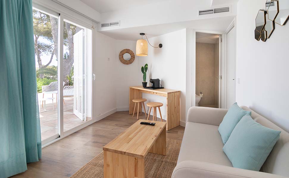Studio Wohnzimmertisch Marsenses Ferrera Blanca Hotel Heller Wohnbereich Studio Marsenses Ferrera Blanca Hotel