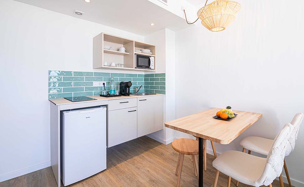 ausgestattete Küche Apartament mit Poolblick marsenses rosa del mar hotel spa