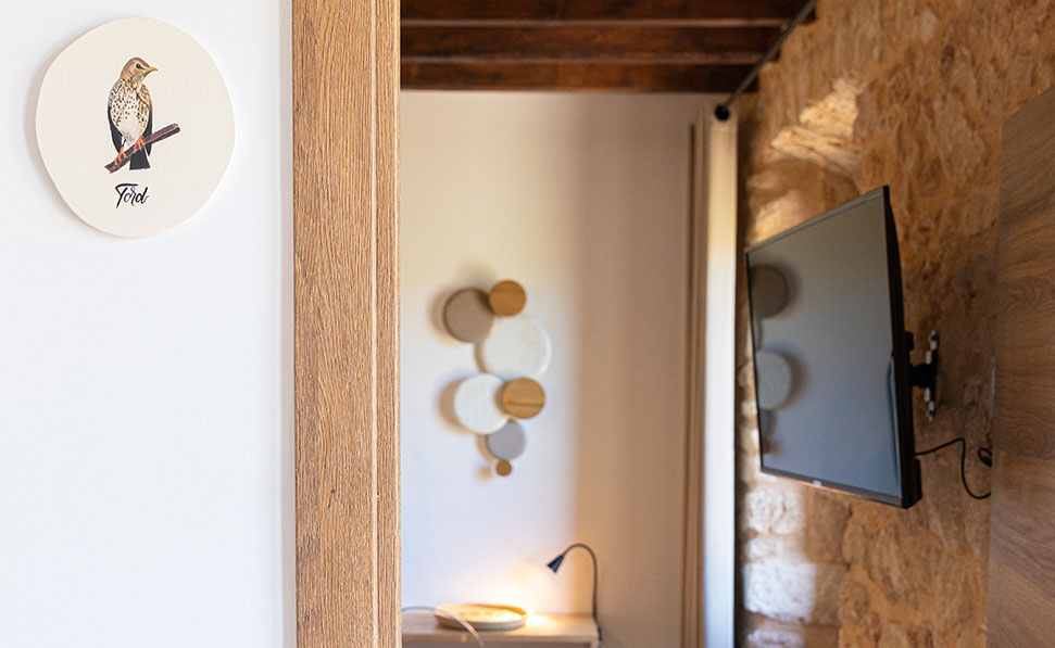 detalle habitacion tord marsenses cas metge matas villa