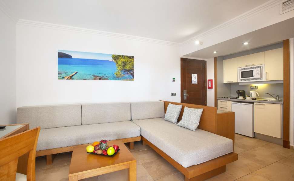 basic apartment marsenses ferrera blanca hotel basic apartment marsenses ferrera blanca hotel