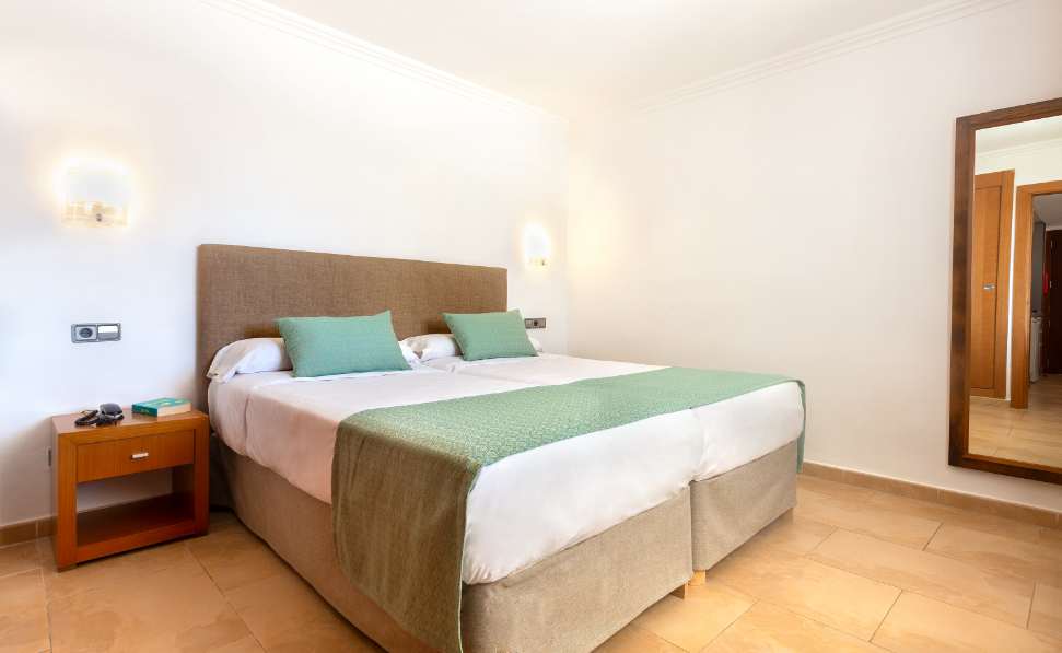 basic apartment marsenses ferrera blanca hotel basic apartment marsenses ferrera blanca hotel