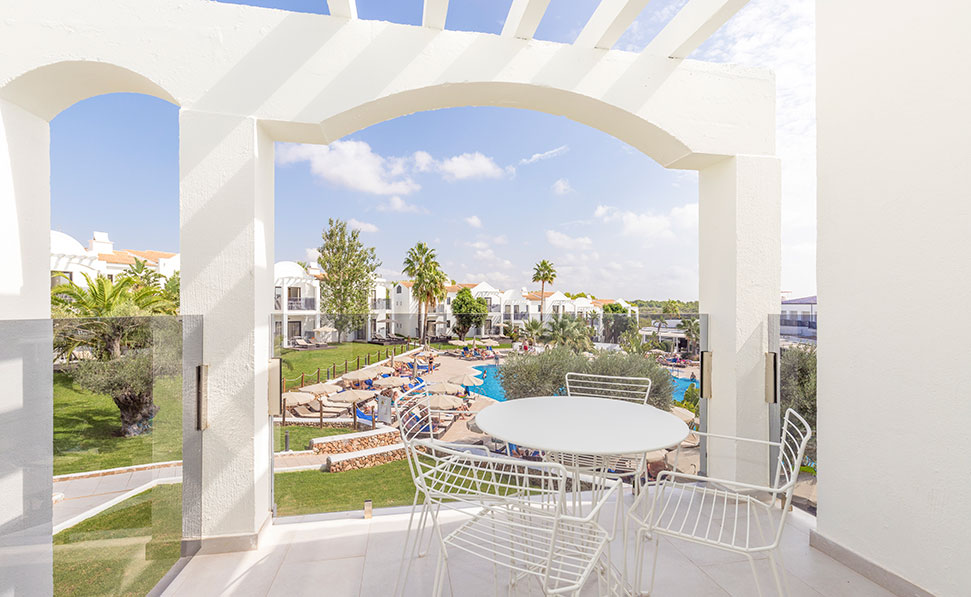 jardín apartamento 2 dormitorios vista piscina marsenses paradise club hotel vistas terraza apartamento 2 dormitorios vista piscina marsenses paradise club hotel