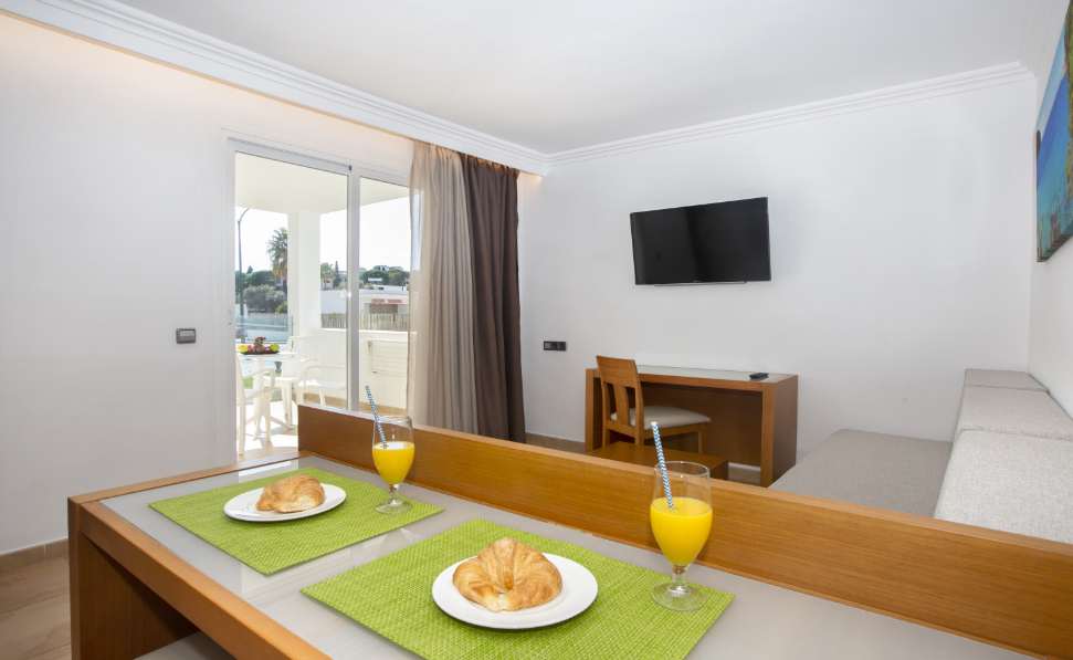 basic apartment marsenses ferrera blanca hotel