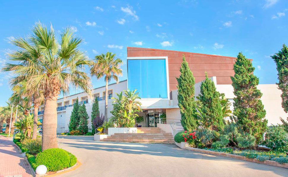 parking marsenses paradise club hotel