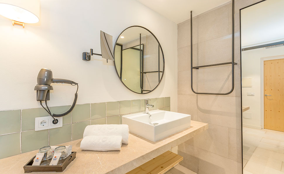 salle de bain suite marsenses paradise club hotel miroir suite marsenses paradise club hotel