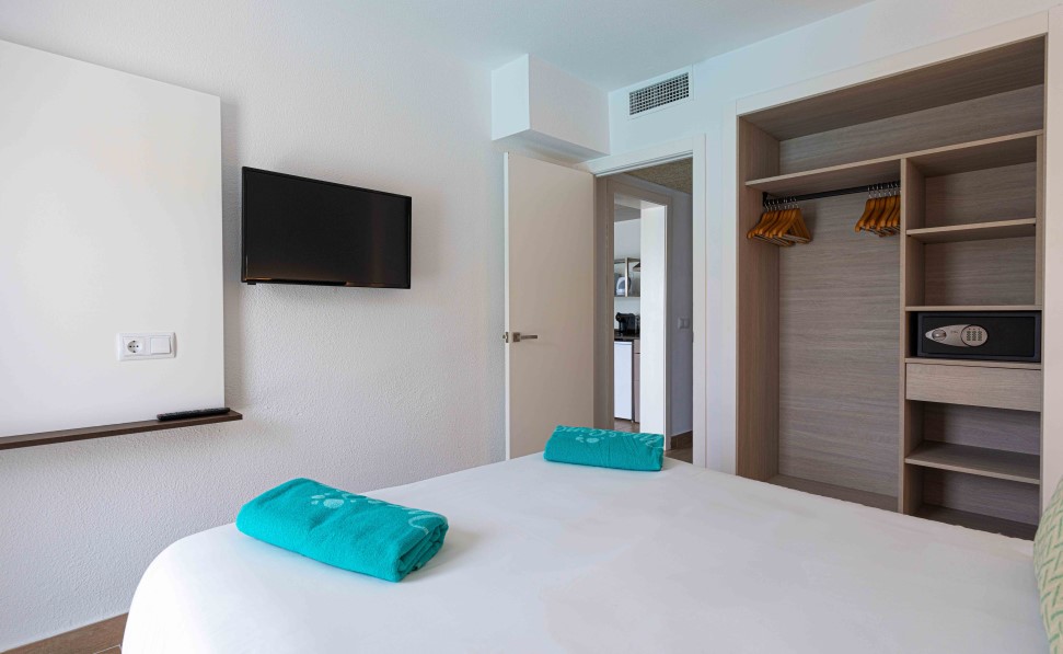 lit double suite Marsenses Pollensa Hotel & Spa chambre lumineuse suite Marsenses Pollensa Hotel & Spa