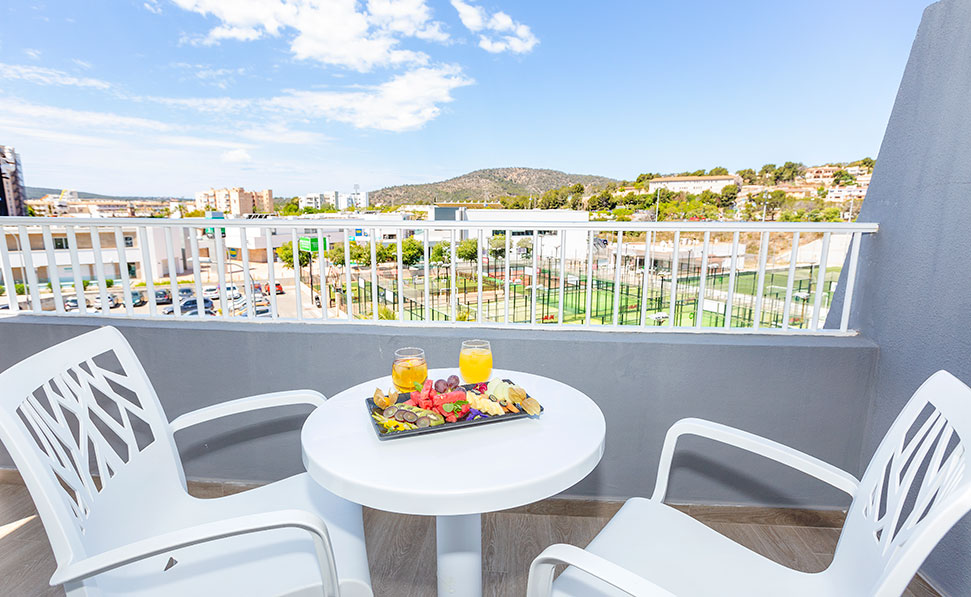 vue sur la terrasse studio marsenses rosa del mar hotel spa