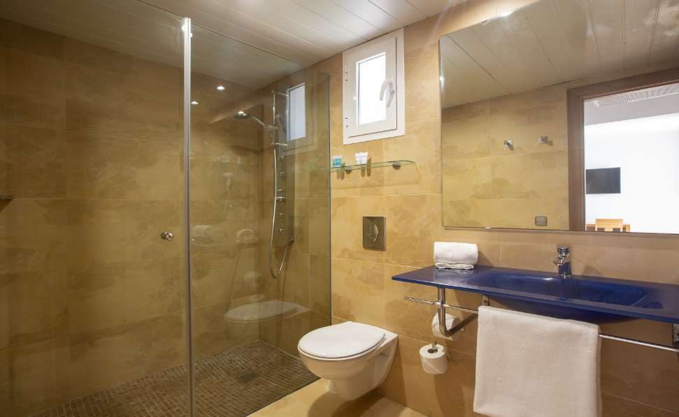 basic apartment marsenses ferrera blanca hotel